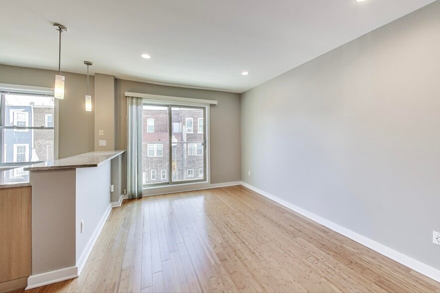 Building Photo - 3602 Rock Creek Church Rd NW