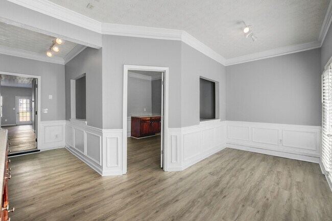 Building Photo - Gorgeous 3-Bedroom Home with Extra Flex Space!