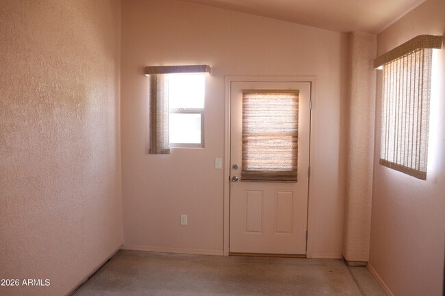 Building Photo - 5379 Almosa St