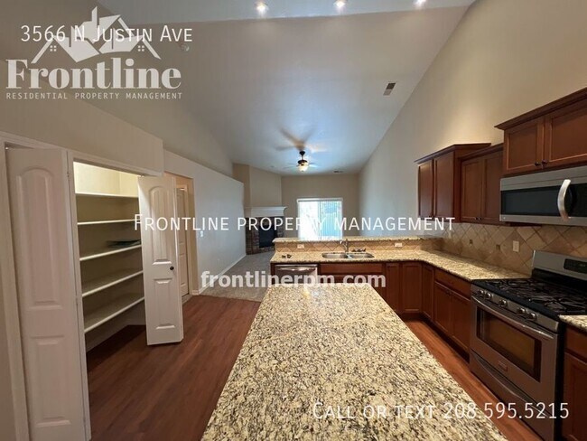 Building Photo - 3566 N Justin Ave