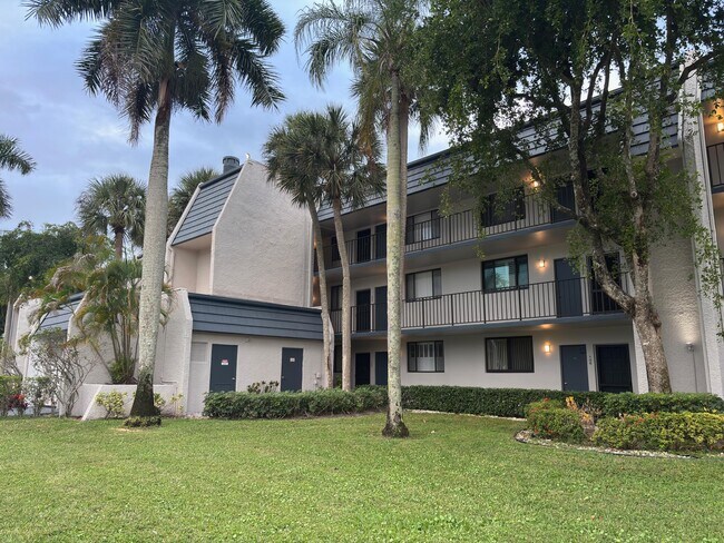 Building Photo - 4411 Trevi Ct