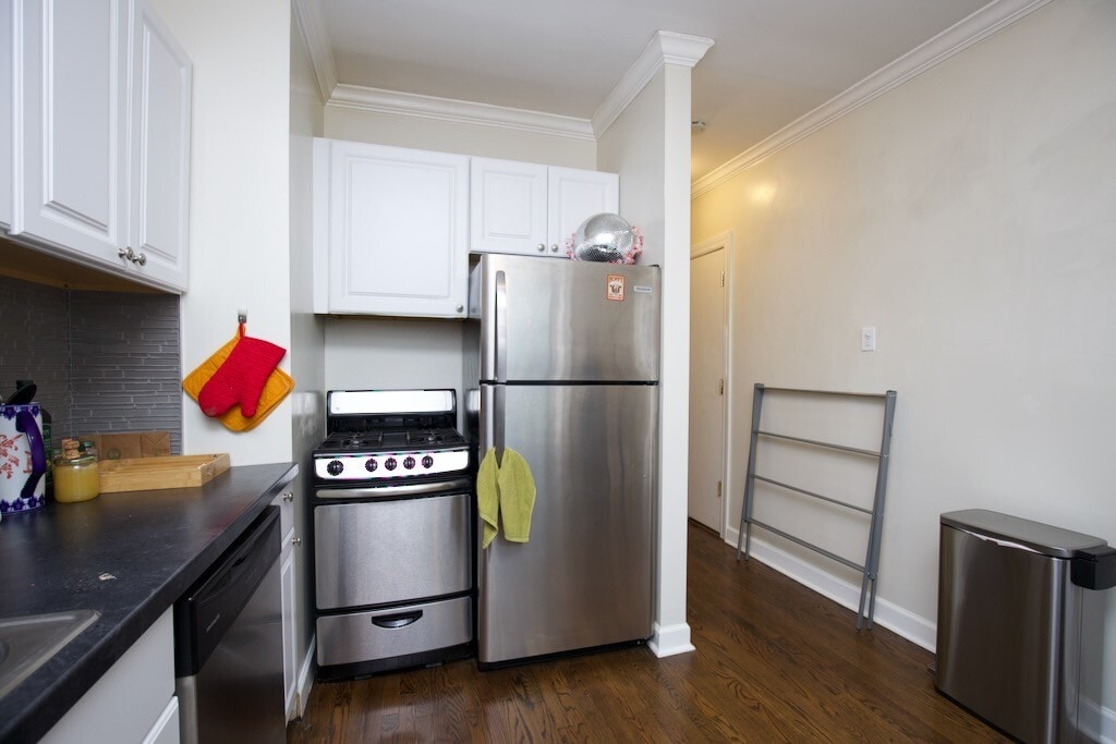 Building Photo - 2127 N Fremont St