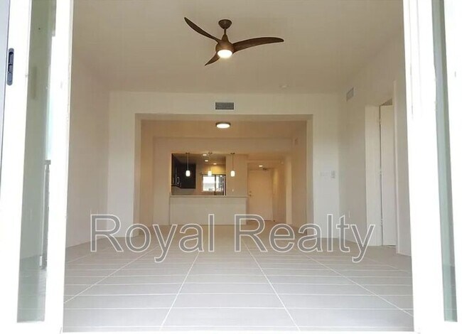 Primary Photo - 455 Kailua Rd