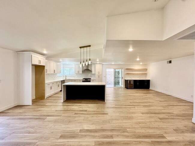 Building Photo - $500 Off! Fully Remodeled Home Near The St...