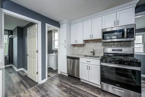 Building Photo - 1668 Litchfield Tpke