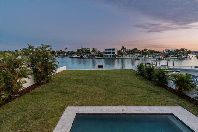 Building Photo - 3 Treasure Ln