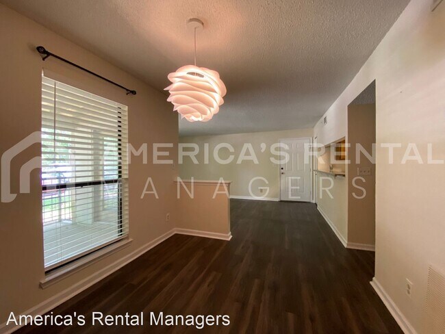 Building Photo - 2 br, 2 bath House - 106 Gables Drive