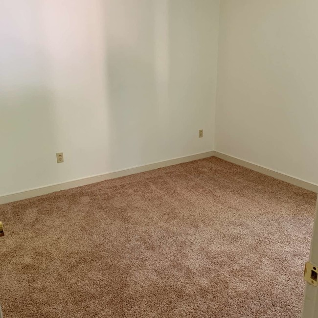 Building Photo - 7121 Mill Valley Rd