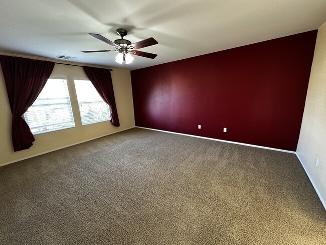 Building Photo - 1155 Polyanthus Ln