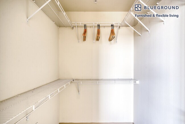 Building Photo - 4550 Cherry Creek S Dr