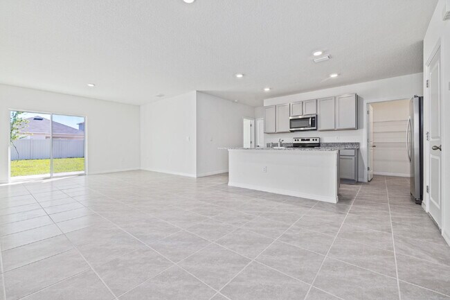 Building Photo - 8302 Hardy Bay Lp
