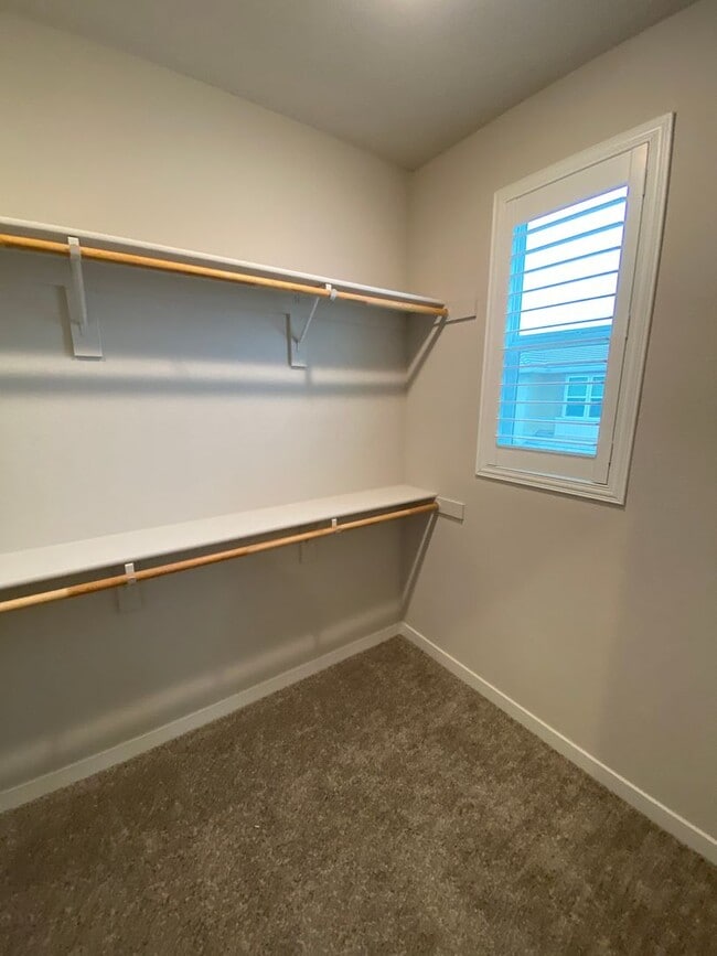Building Photo - 3–4 Bedroom Solar Home in Rocklin – Office + Loft | Available Now