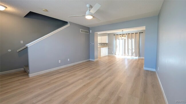 Building Photo - 247 New Richmond Dr