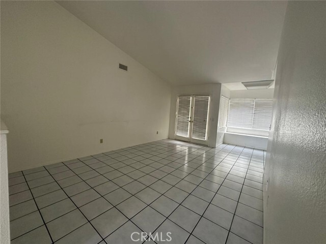 Building Photo - 10582 Champagne Rd