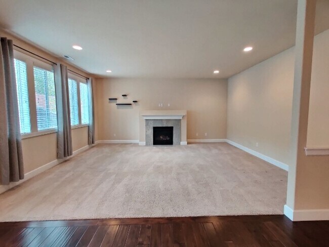 Building Photo - 1580 Ridgeview Loop SW