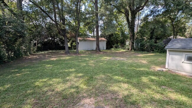 Building Photo - 203 Johns Rd