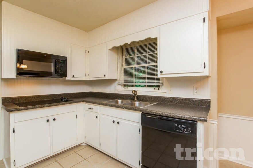 Building Photo - 1464 Yorkton Ct