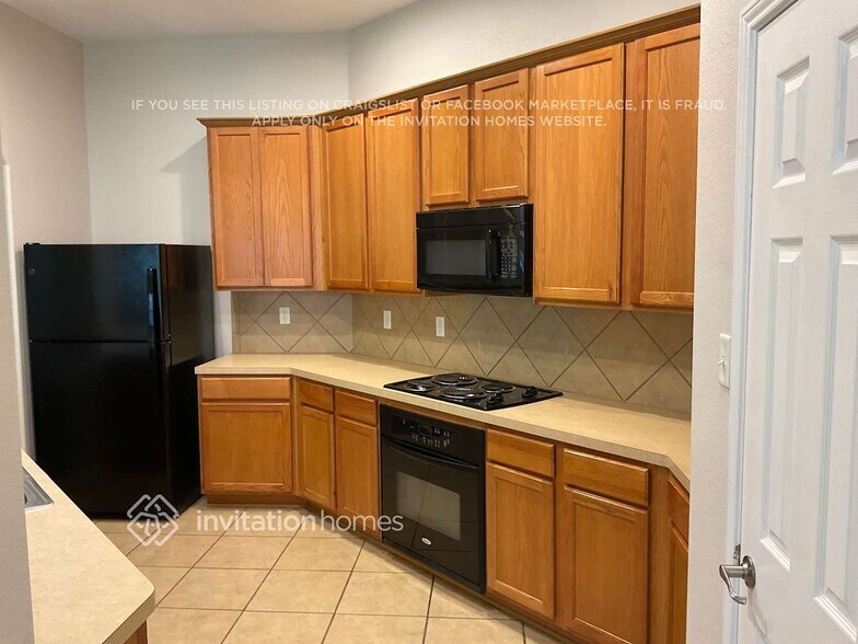 Building Photo - 248 Cedar Crest Dr
