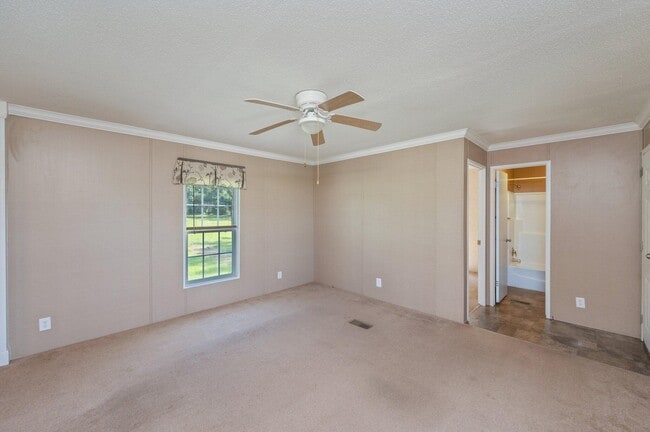 Building Photo - 2295 Bermuda Ln