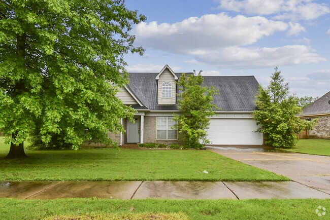 Building Photo - 2485 Kindlewood Dr