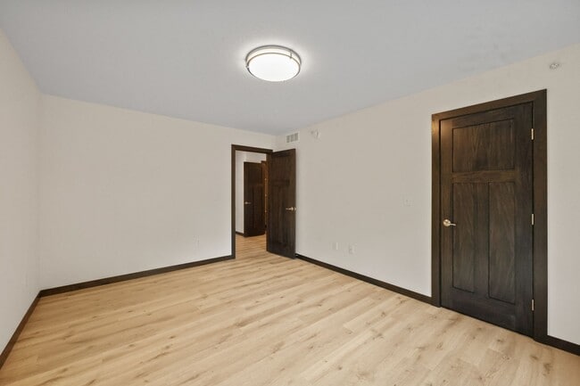 Building Photo - Brand New Townhome in Sartell!