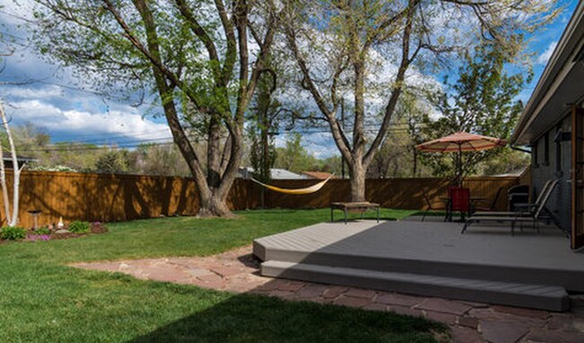 Building Photo - 875 36th St