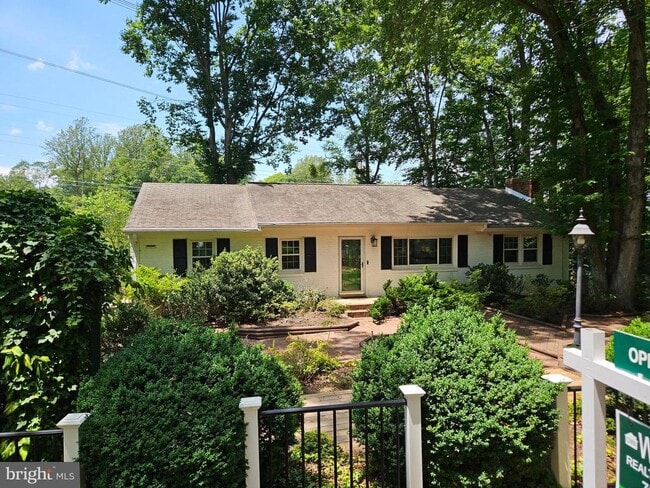 Building Photo - 159 Olde Concord Rd