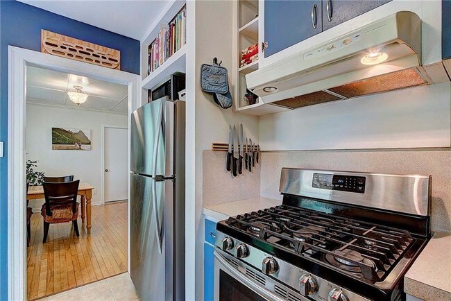 Building Photo - 1803 Romeria Dr