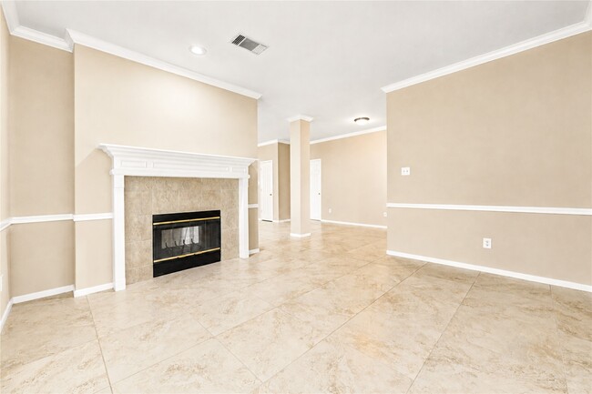 Building Photo - 14009 Hollow Canyon Ln