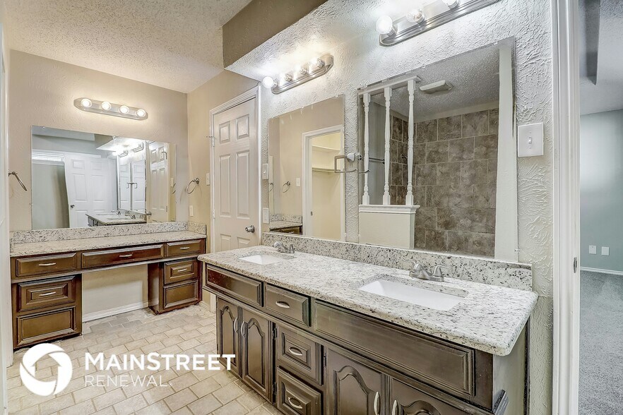 Building Photo - 1004 Birchwood Ln