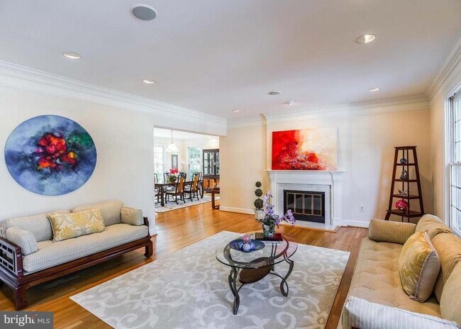 Building Photo - 9720 Holloway Hill Ct