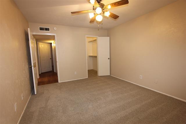 Building Photo - 110 W Way Dr