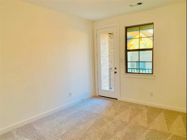Building Photo - 1339 Casselberry Dr