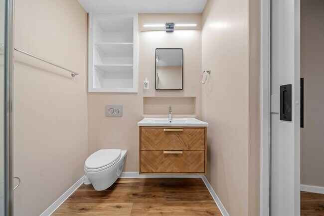 Building Photo - 2039-41 Bonita St