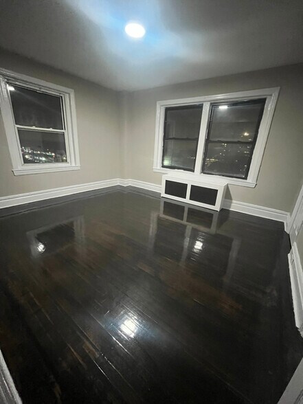 Building Photo - 157 S Harrison St