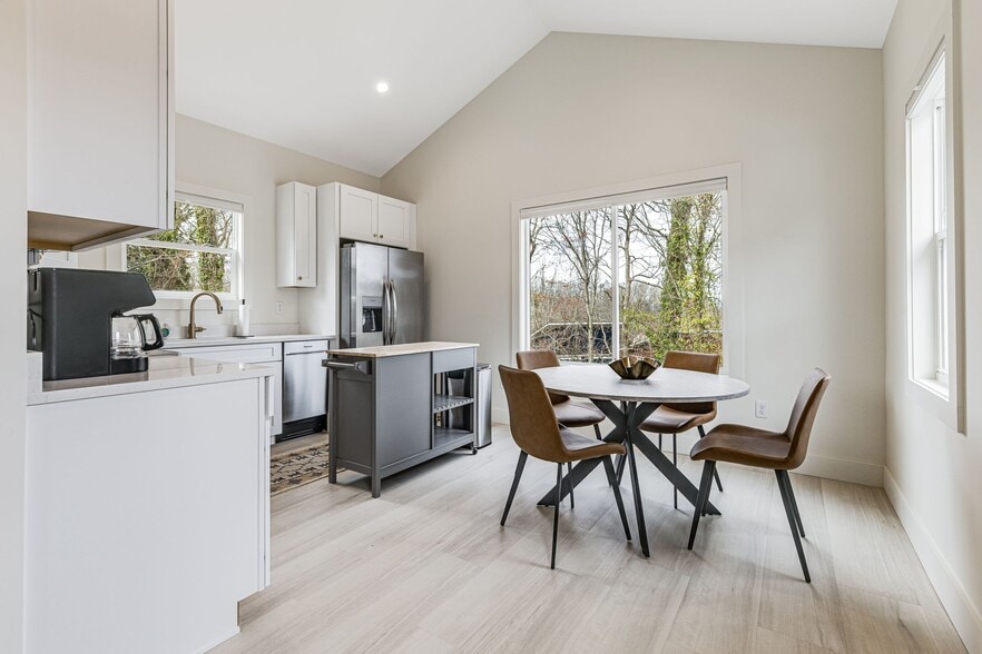 Building Photo - 108 Remi Ln