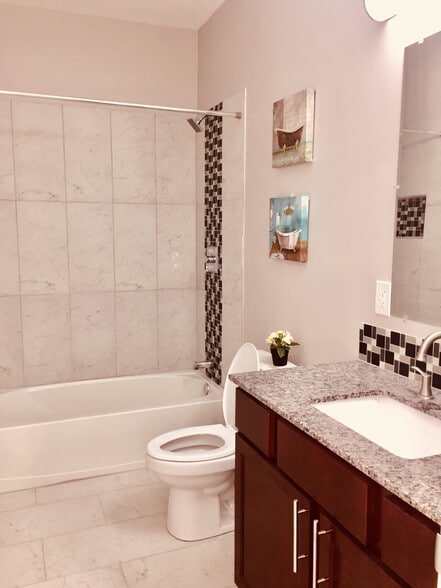 Building Photo - 5824 Colorado Ave NW