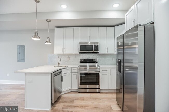 Building Photo - 2216 Emerald St