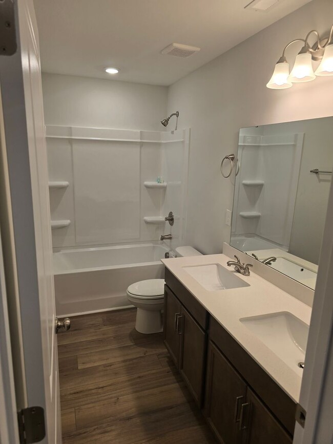 Building Photo - New build 3 bed 2.5 bath house in Pinecrest Subdivision