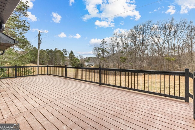 Building Photo - 260 Sandy Lake Cir