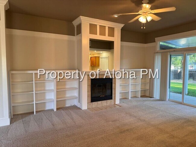 Building Photo - 3048 W Kendrick St