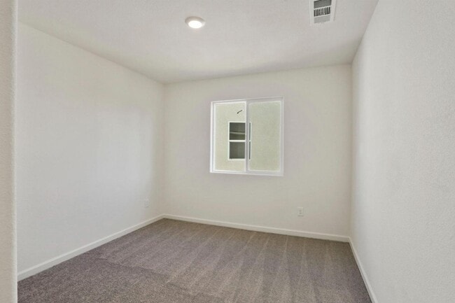 Building Photo - Brand new house ready to be your next home