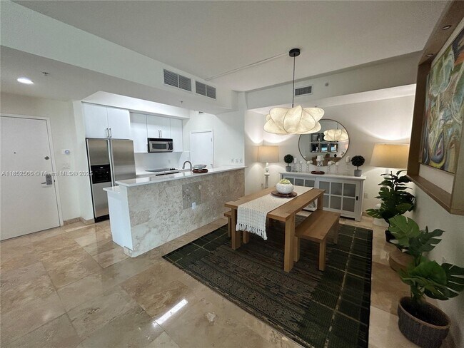 Building Photo - 9055 SW 73rd Ct