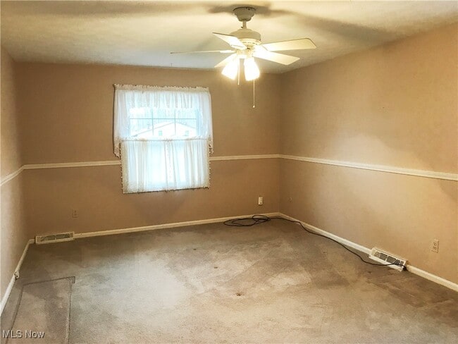 Building Photo - 33403 Cromwell Dr