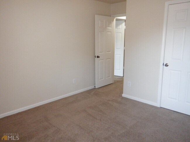 Building Photo - 514 Constellation Overlook SW
