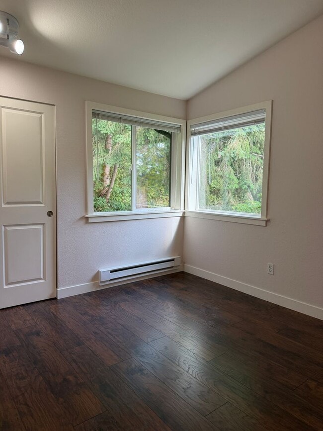 Building Photo - 16101 Bothell Everett Hwy