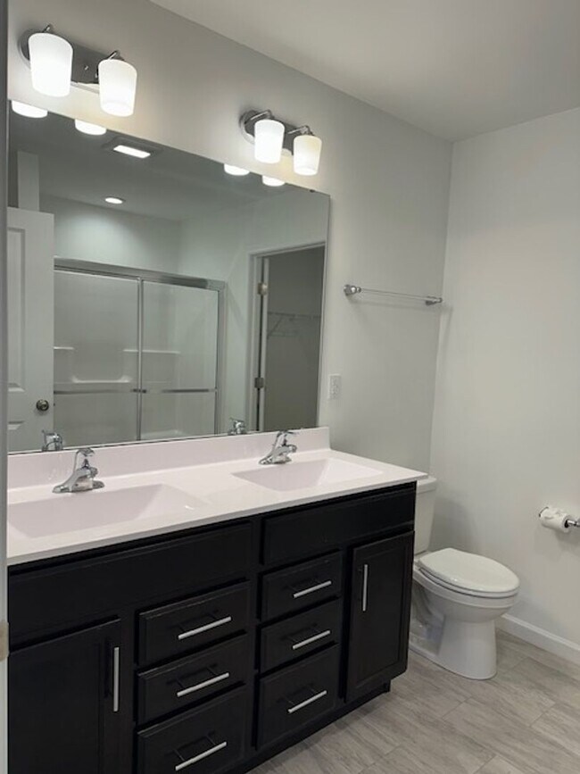 Building Photo - 67 Long Bnd Dr