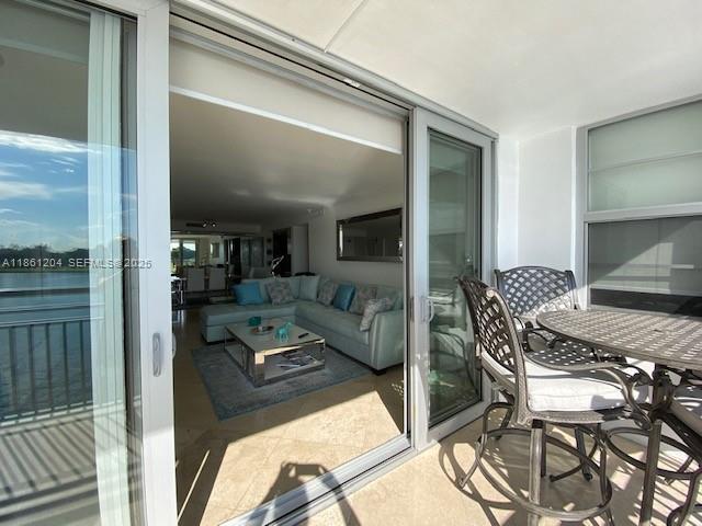 Building Photo - 9250 W Bay Harbor Dr