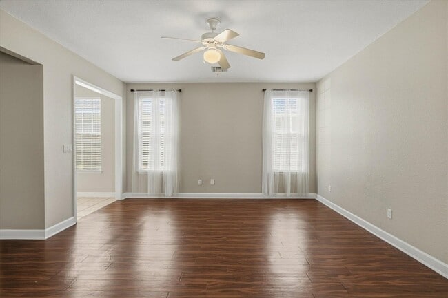 Building Photo - 3316 Calumet Dr