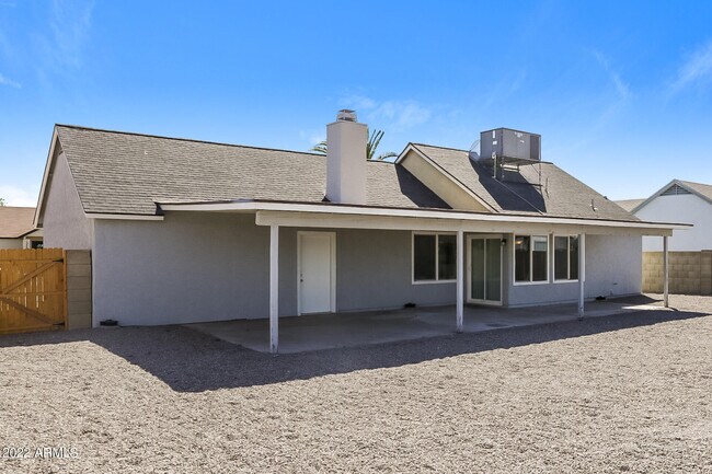 Building Photo - 13232 N 56th Ave